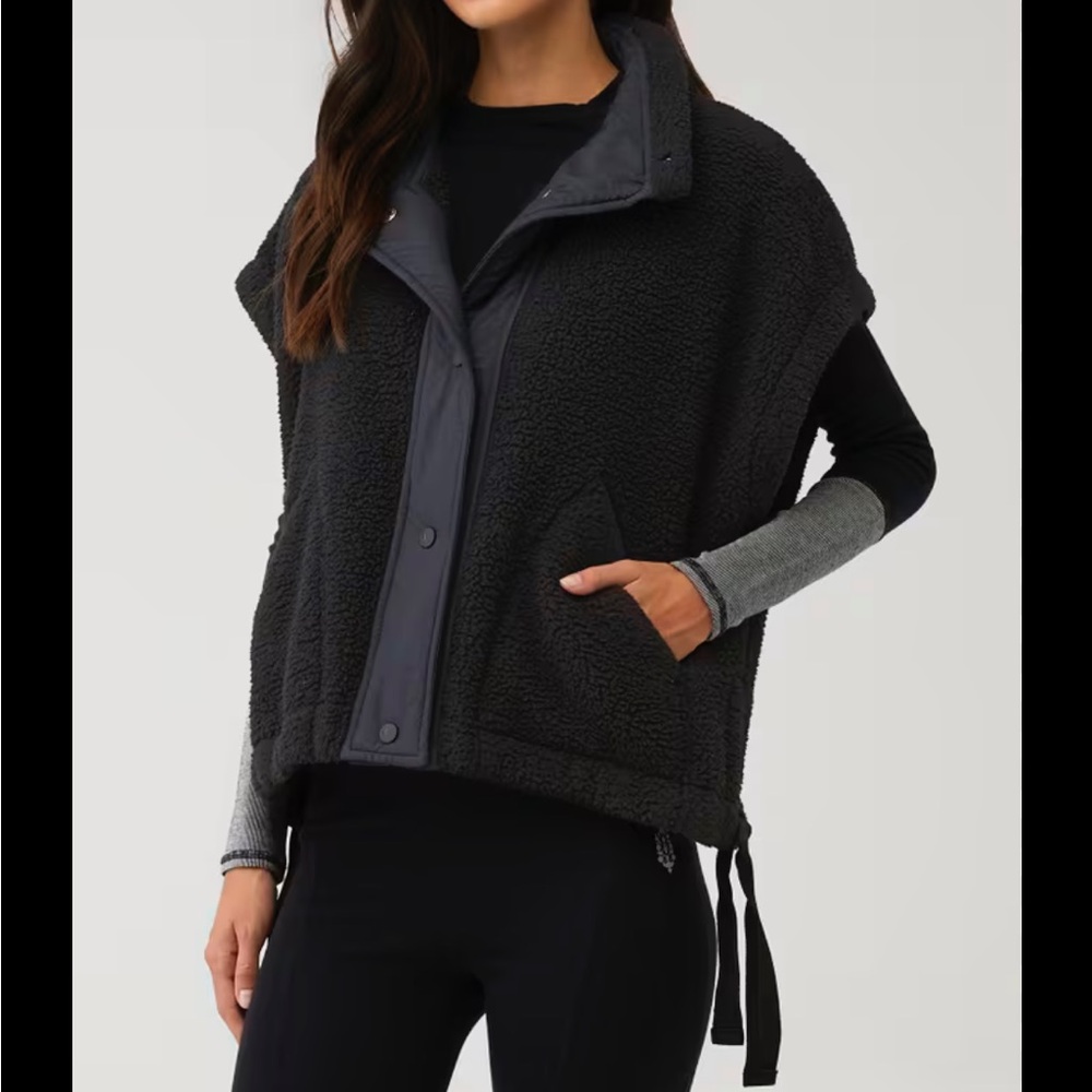 Scout It Out Fleece Vest